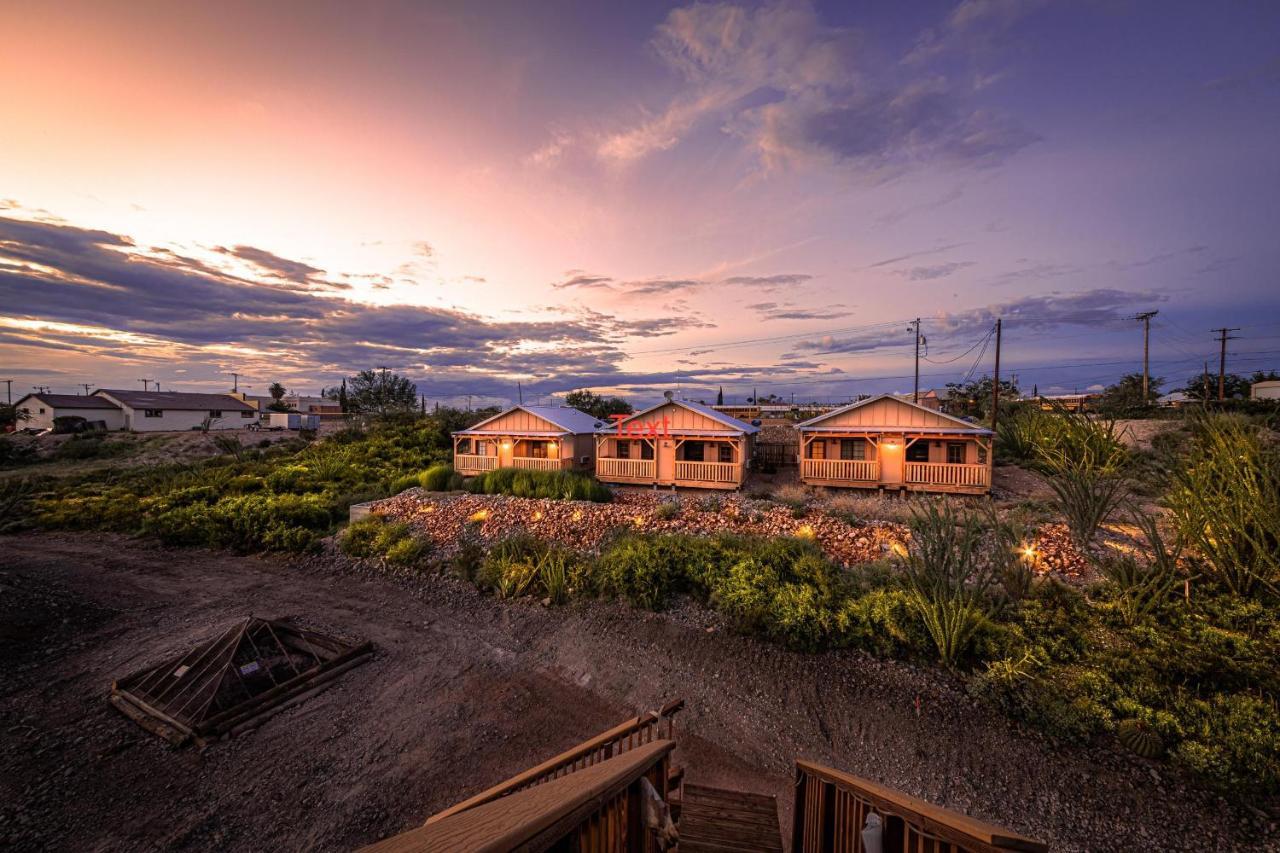 -Pet Friendly- Miners Cabin #5 -Two Double Beds - Private Balcony ทูมสโตน ภายนอก รูปภาพ