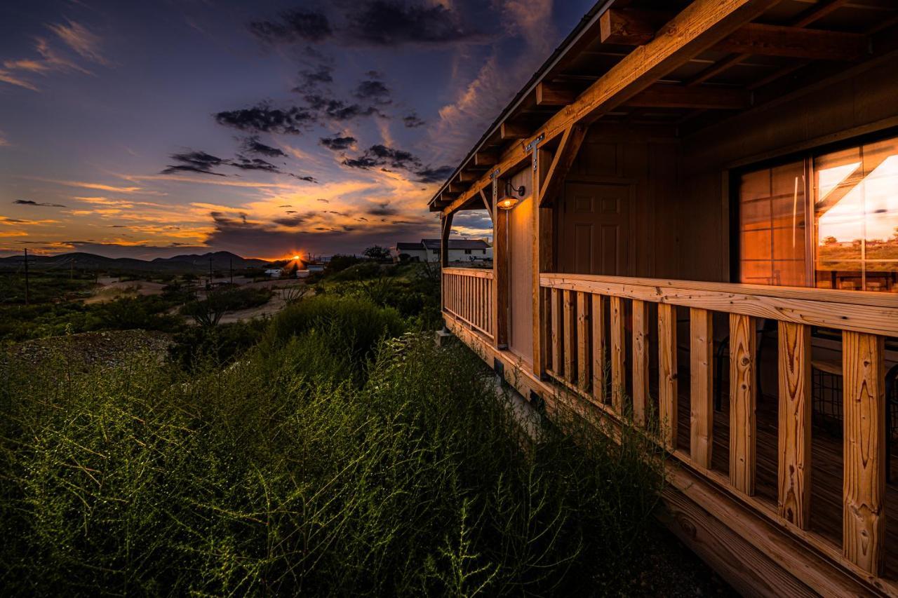 -Pet Friendly- Miners Cabin #5 -Two Double Beds - Private Balcony ทูมสโตน ภายนอก รูปภาพ