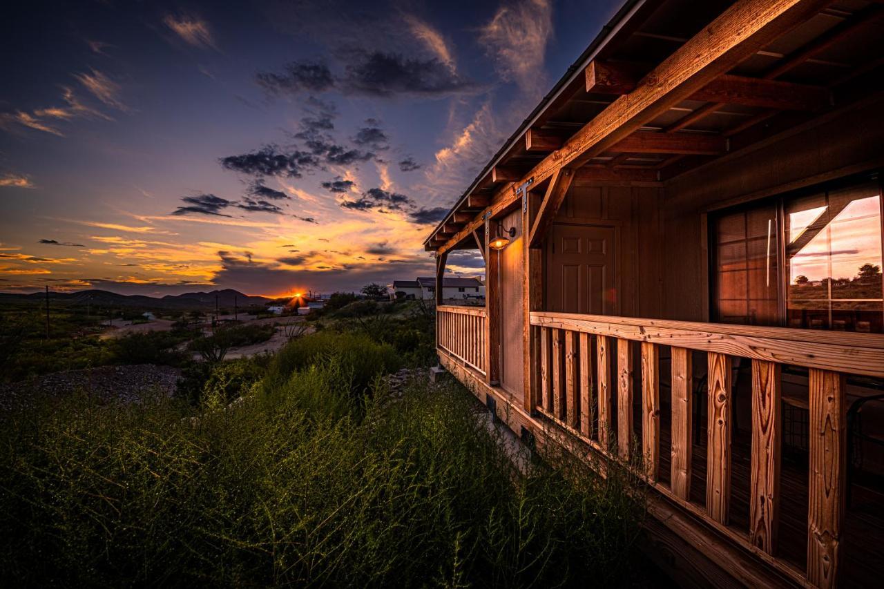 -Pet Friendly- Miners Cabin #5 -Two Double Beds - Private Balcony ทูมสโตน ภายนอก รูปภาพ